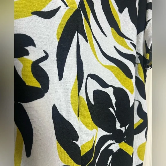 Fred David Stylish Black and Lime Short Sleeve Women's Blouse Size XL - Picture 9 of 16